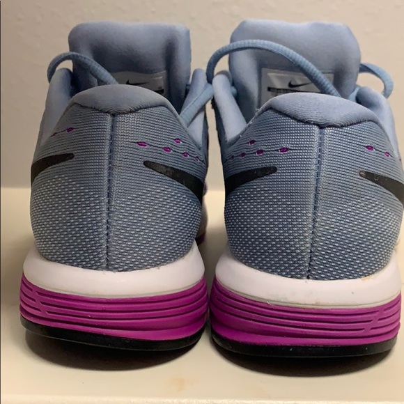 Nike Zoom Vomero 11 - Picture 9 of 10